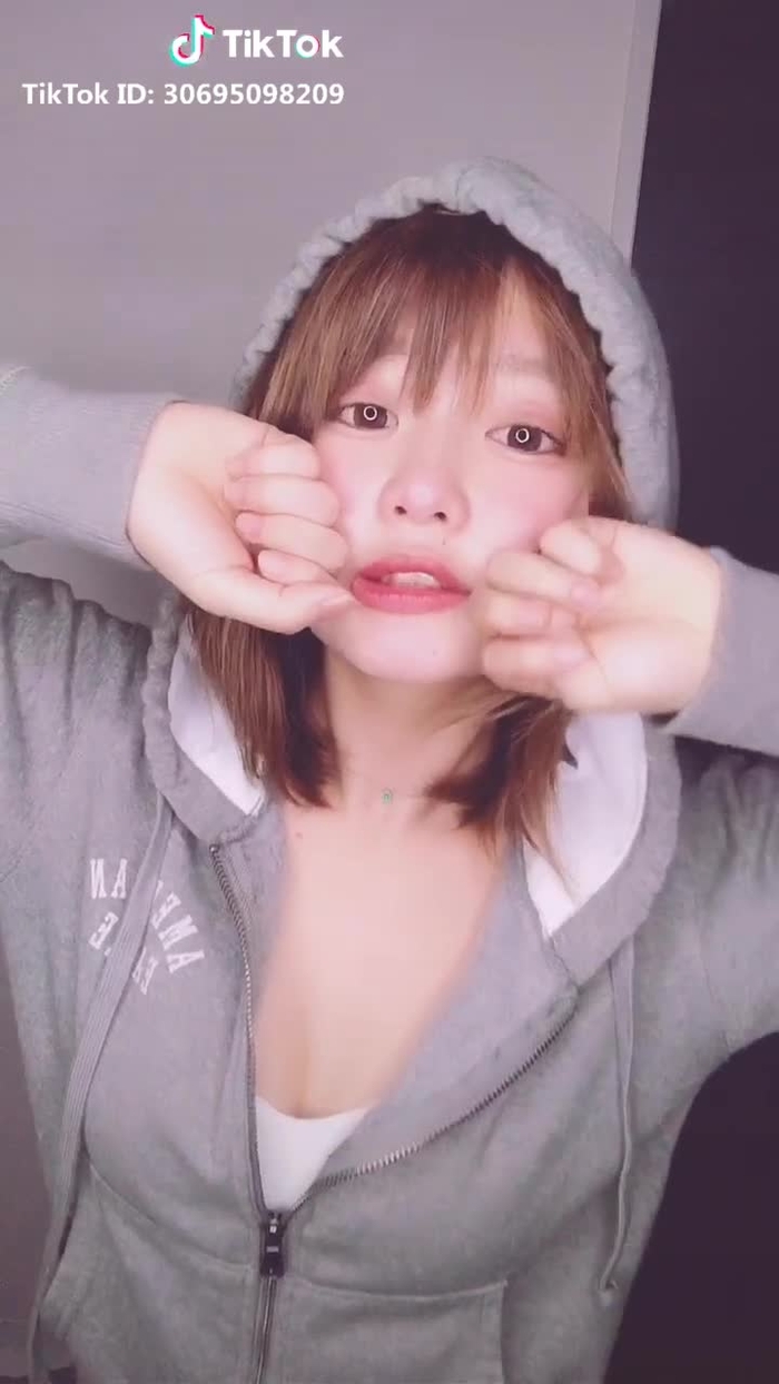 TikTok (ティックトック) で 藤田もも (@fujita_momo_) の動画を見る 55