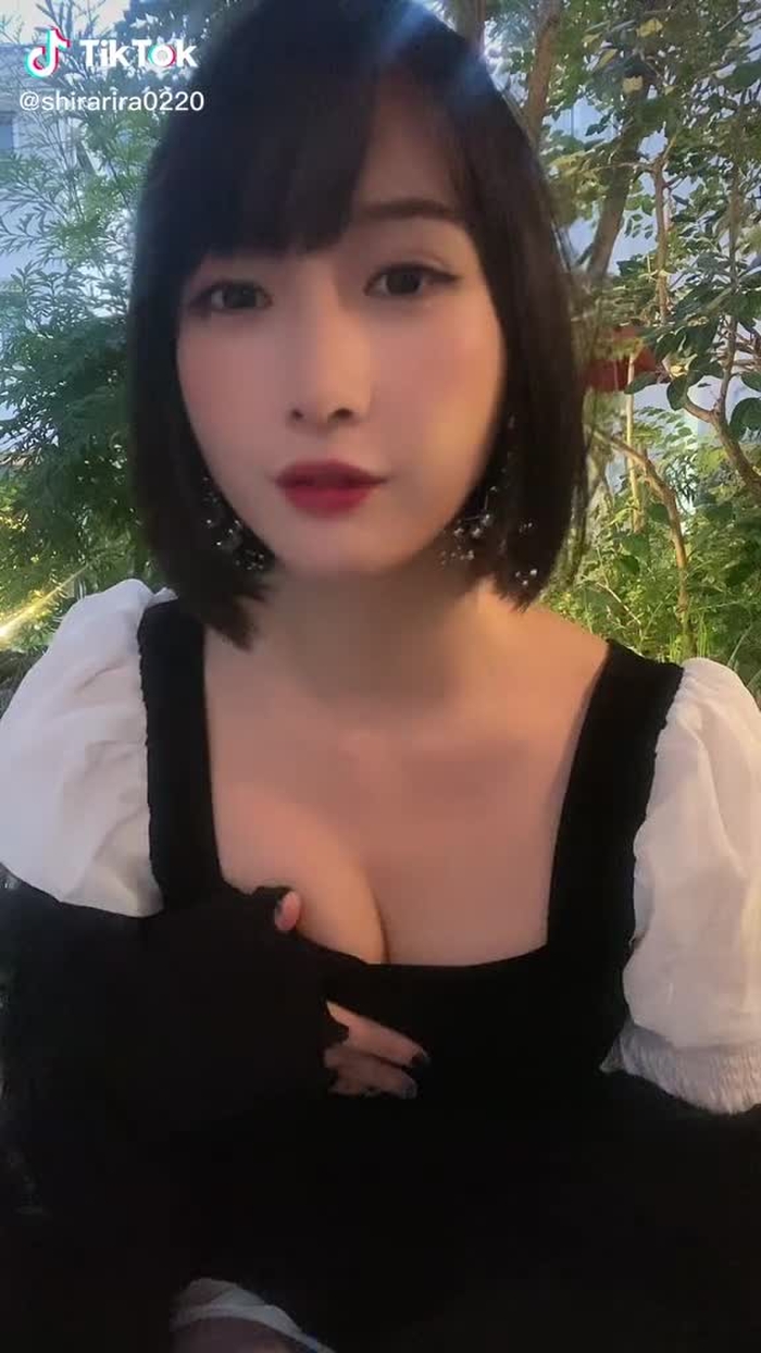 手を繋いだら