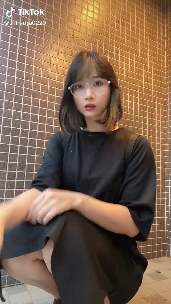 TikTok (ティックトック) で 白雪ちゃん　道産子娘 (@shirarira0220) の動画を見る 1
