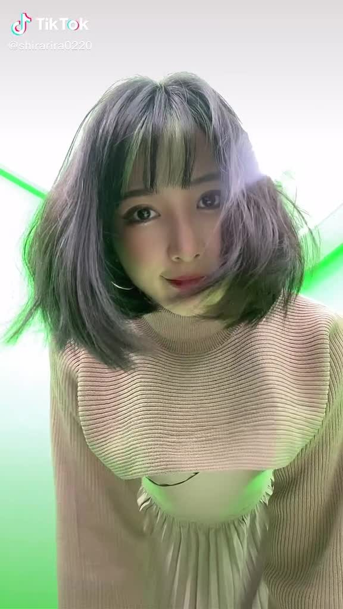 おはりら😏#腰ふりダンスのお姉さん #おすすめに載りたい#光盛れ