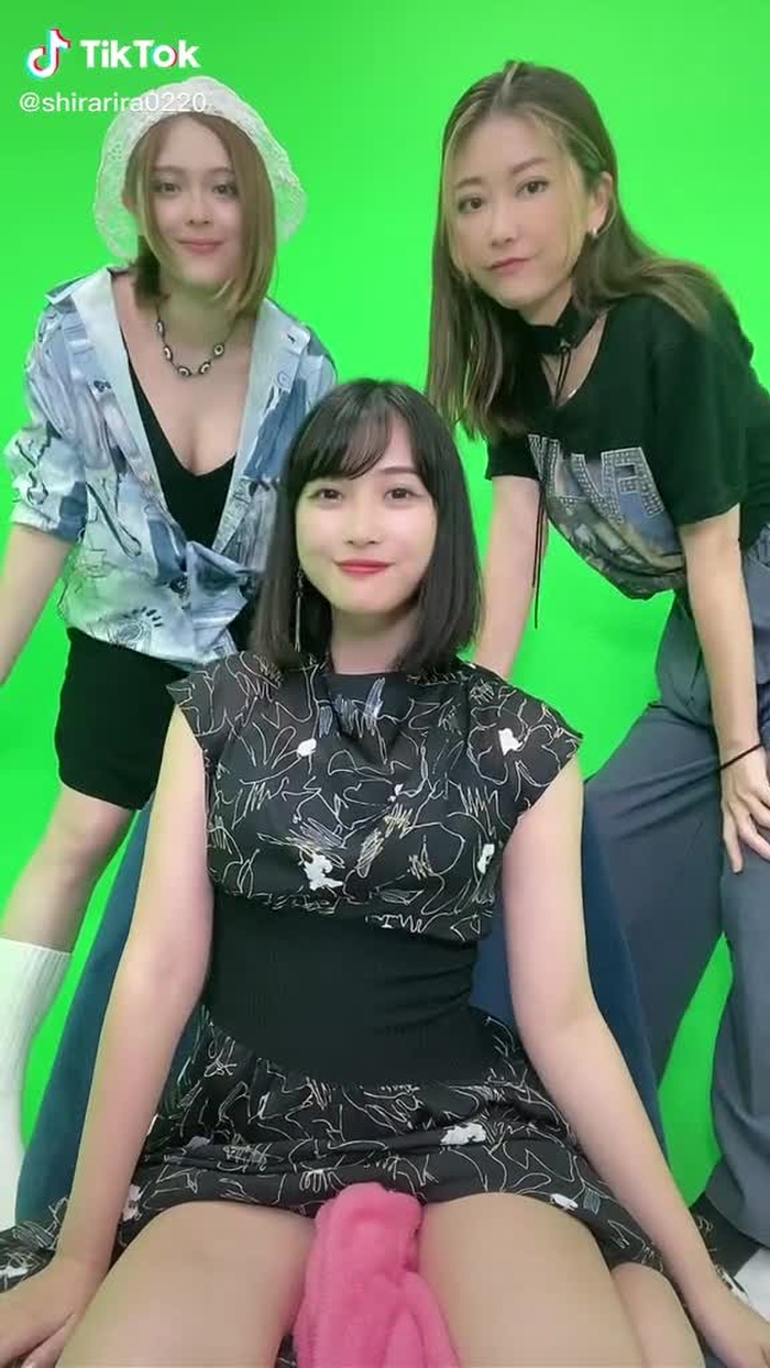 チーム隠れオタク#腰ふりダンスのお姉さん #おすすめに載りたい #白雪りら@sexyninpux
