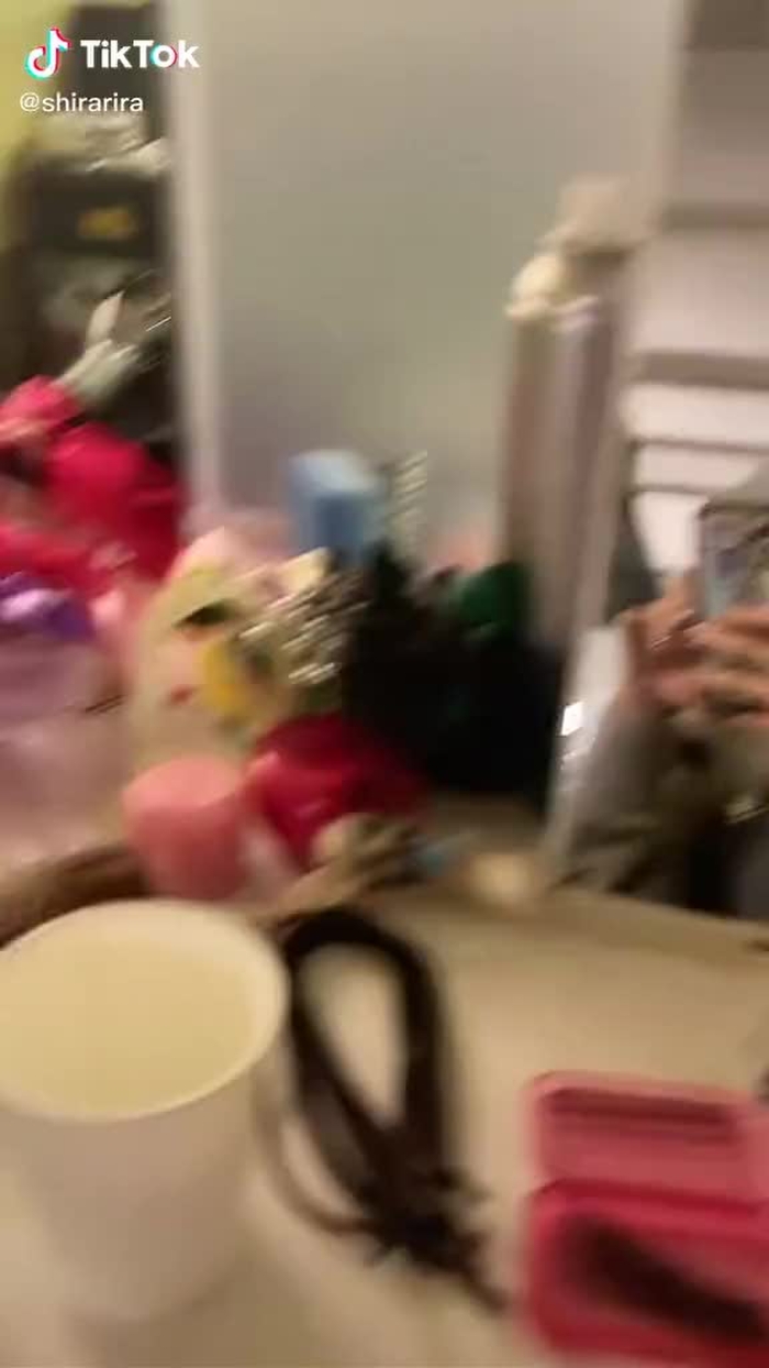 何してるでしょう？ 1