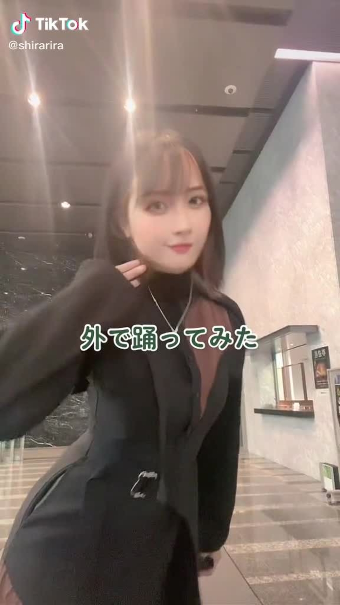 腰ふりふりダンス#腰ふりダンスのお姉さん