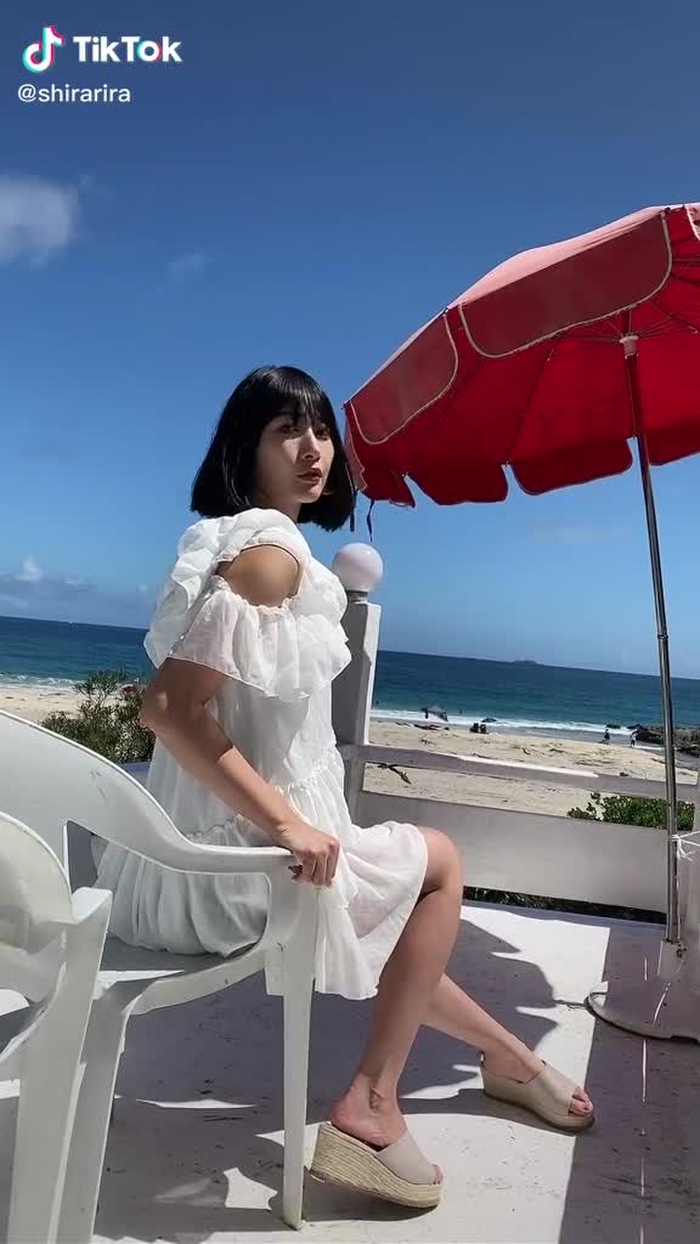 リーラたん！ジョジョは5部のブチャラティ推し！みんなは？#腰フリダンスのお姉さん