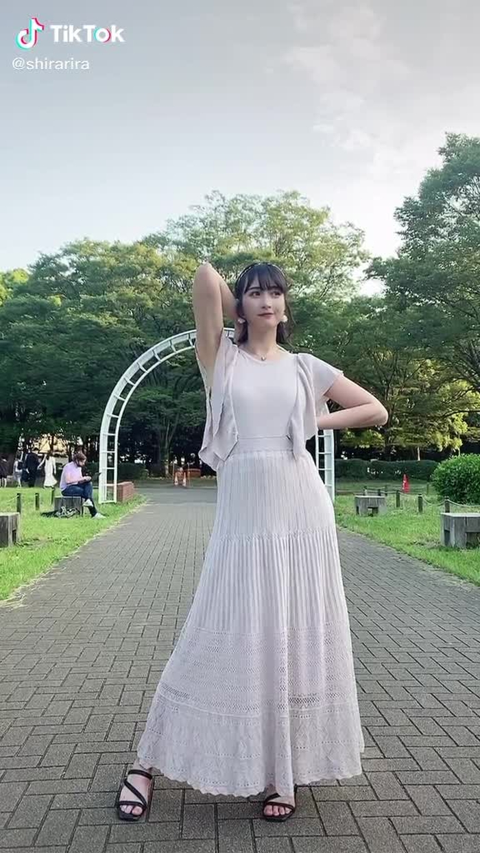 すたーとぴったり💗りらダンス#おすすめに載りたい#腰ふりふりダンス#腰ふりダンスのお姉さん #週末アイドル#副業アイドル