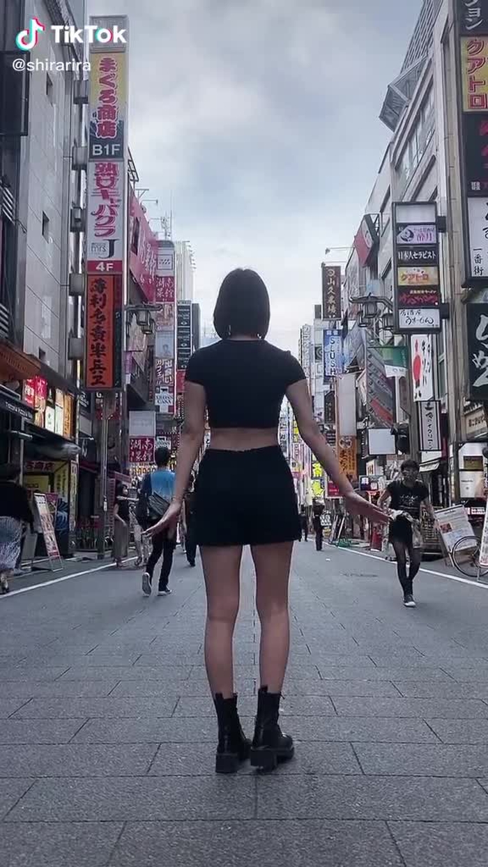 ぺんぺんダンス#どこでしょう#りらダンス#腰ふりふりダンスの人 #腰ふりダンスのお姉さん