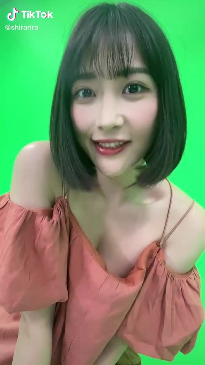 ティップスター前！！！#おすすめにのりたい #オススメに載りたい #おすすめ載りたい #腰ふりダンスのお姉さん