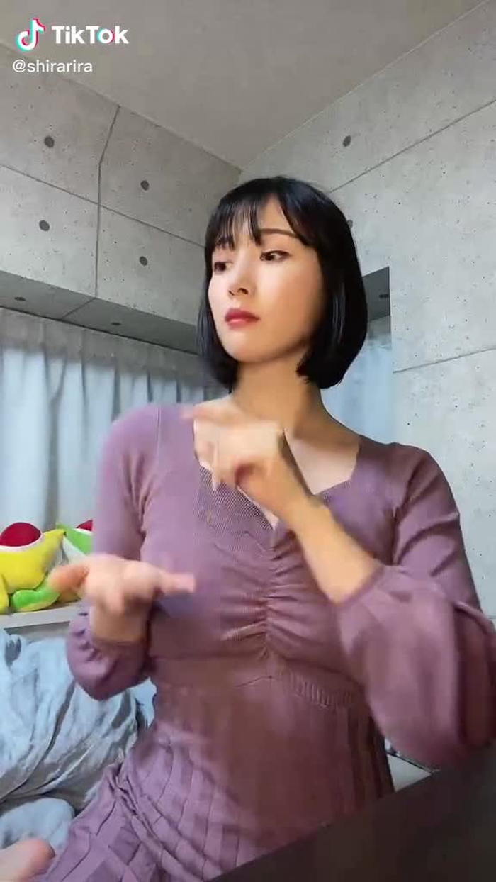 殴りながら