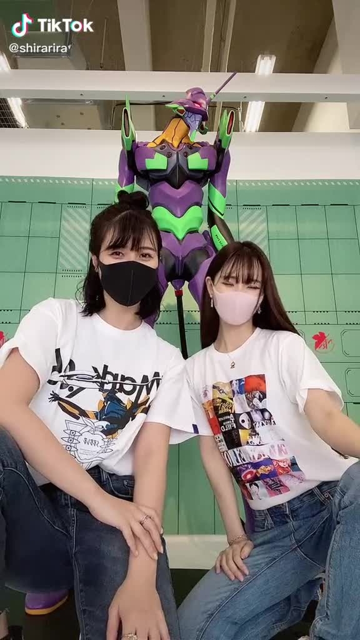 Tシャツ合わせてません…#お姉さんの日常 #EVANGELION#エヴァンゲリオン#エヴァ#新劇場版エヴァンゲリオン #おすすめにのりたい