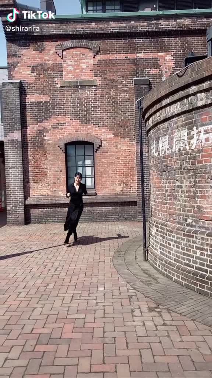 どこでしょう#おすすめにのりたい #どこだ#腰フリダンスのお姉さん #おススメ載りたい #おすすめ載りたい