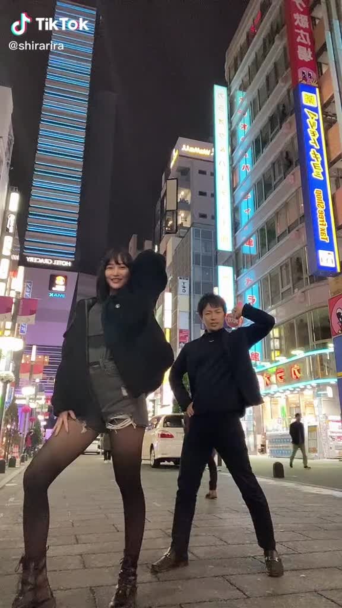 震度５で内山さんの滑らかさ凄い@uchiyamasan7322 #おすすめに載りたい #おすすめ載りたい #腰フリダンスの人 #おすすめに載りたい