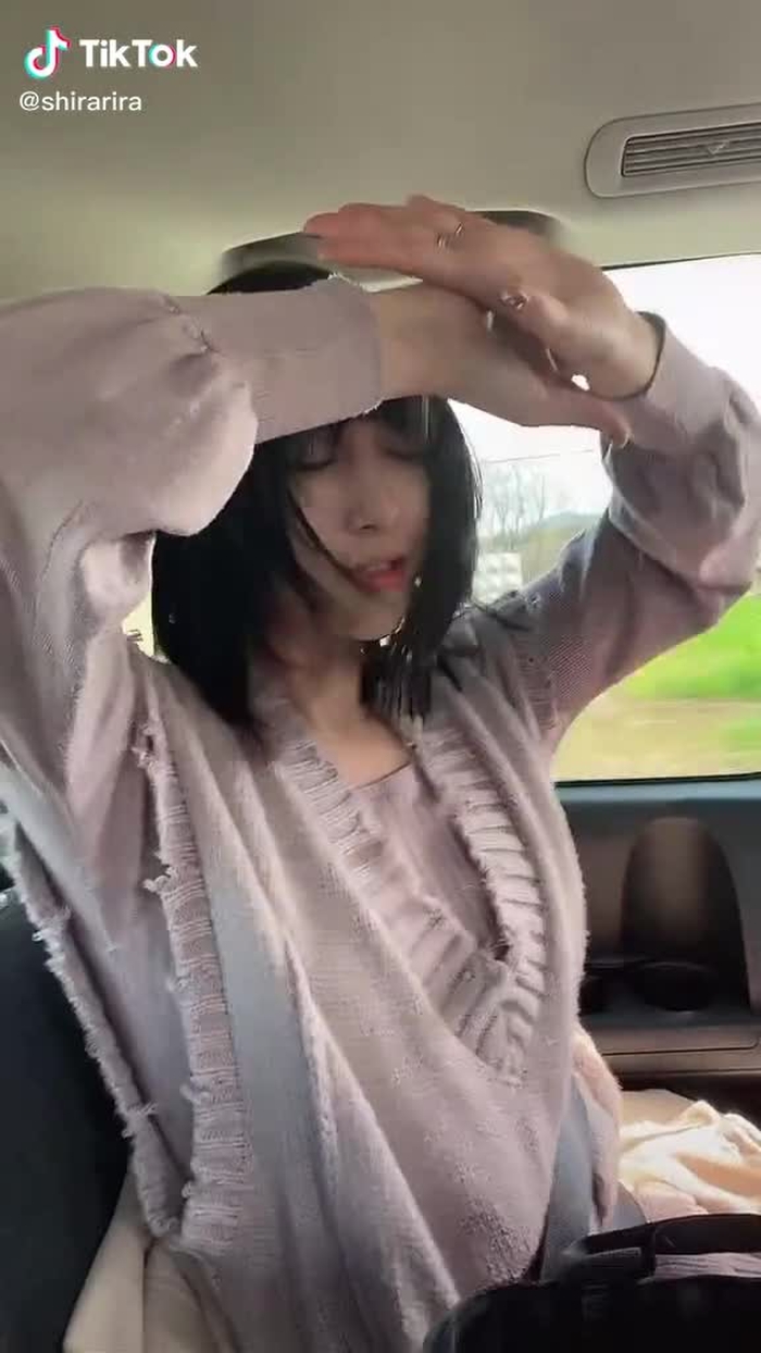 風が強くて露になってるTMレボリューションverは前の投稿にもあります#おすすめ乗りたい #おすすめにのりたい #おすすめに載りたい