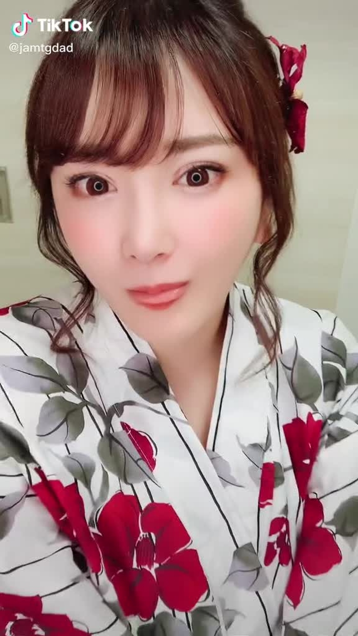 TikTok (ティックトック) で Mカップの日常 (@jamtgdad) の動画を見る