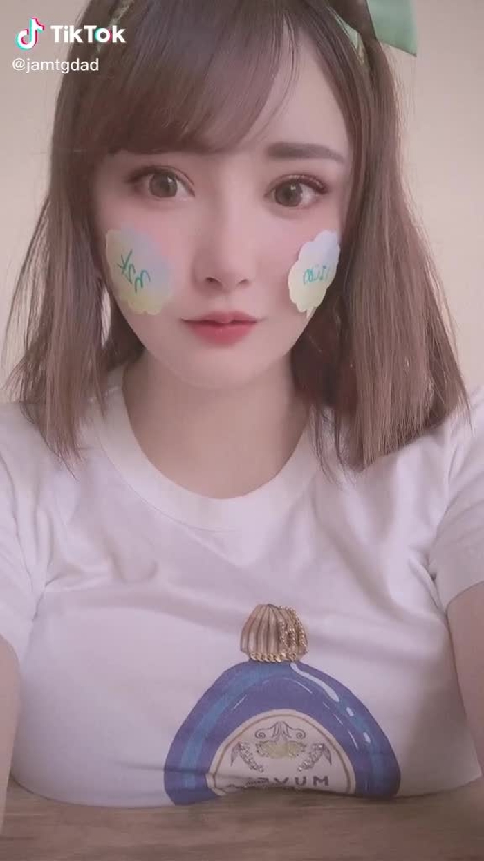#コア特典#はじめちゃんありがとう#机にのせてみた#オススメ乗ってたら教えて