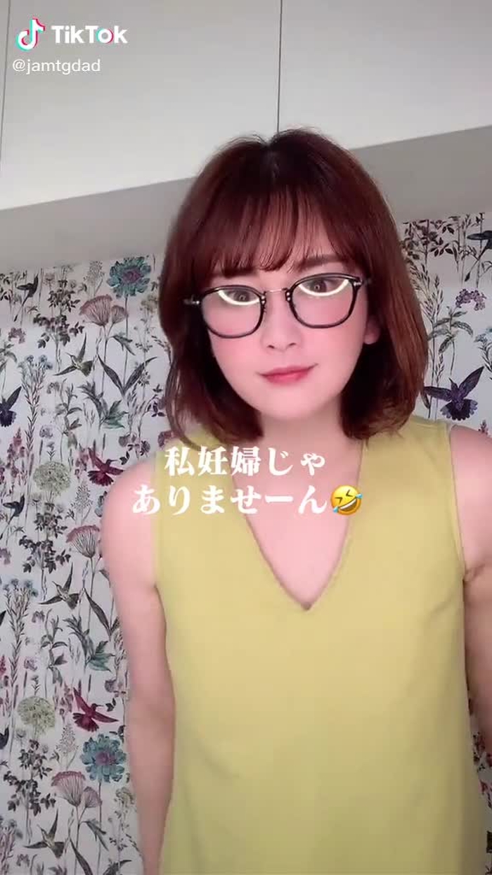 TikTok (ティックトック) で Mカップの日常 (@jamtgdad) の動画を見る 4