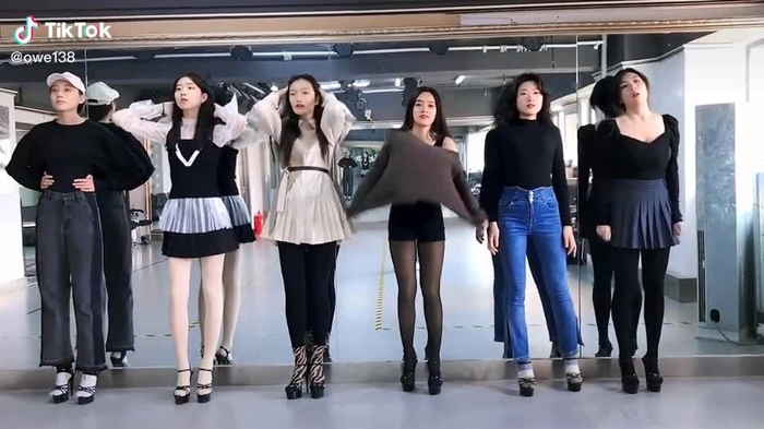 #model #tiktok #beauty #fyp #girl #dance