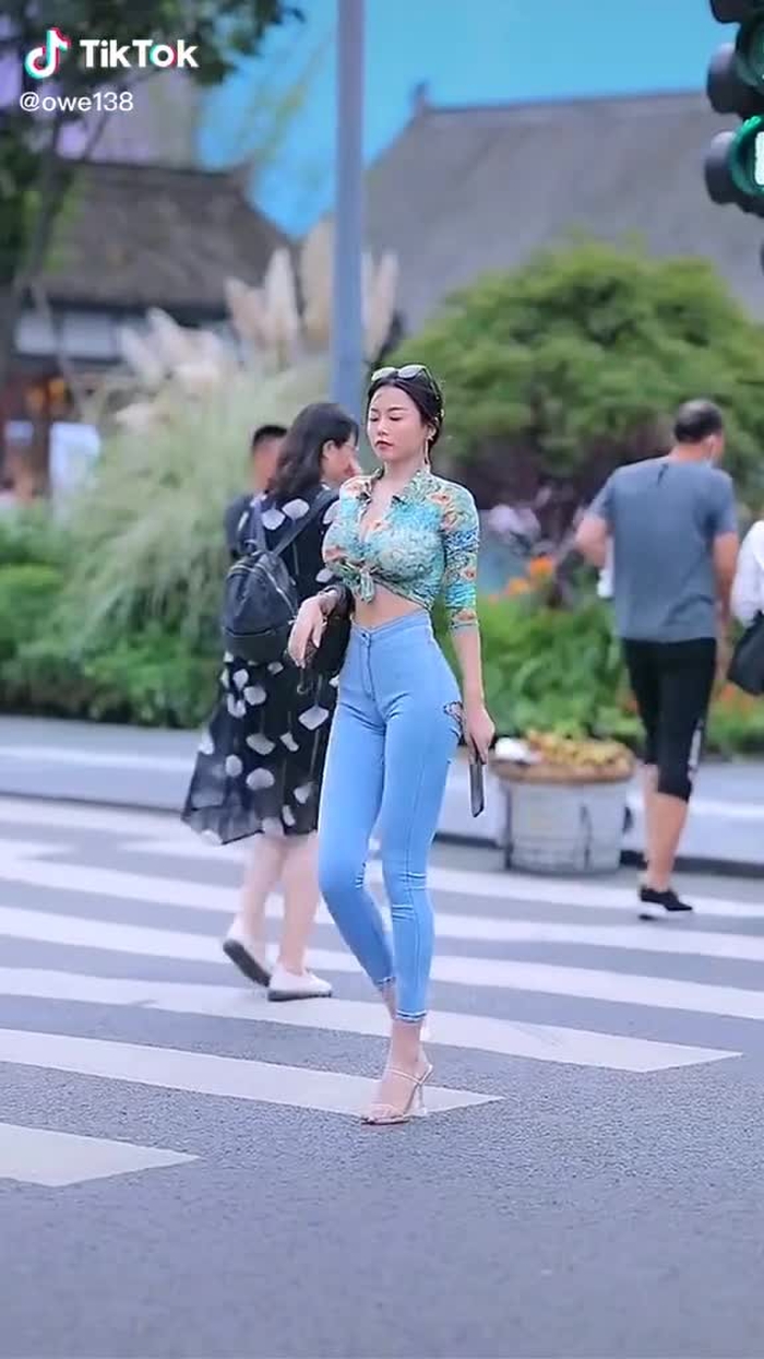 #model #tiktok #beauty #fyp #girl #dance 4