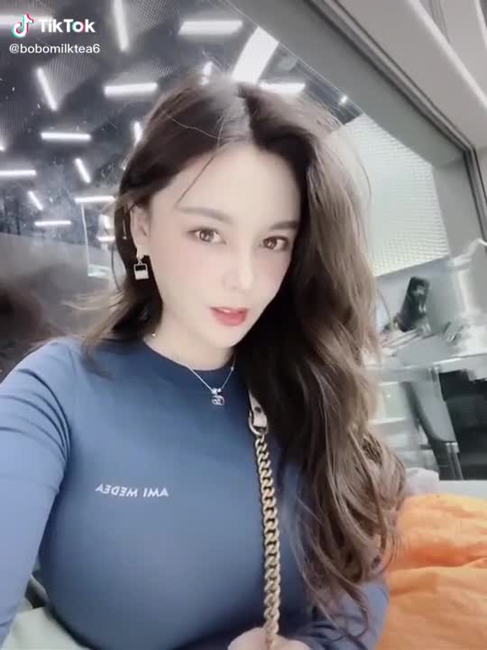 你们早起都做什么运动呢？#好看的小姐姐
