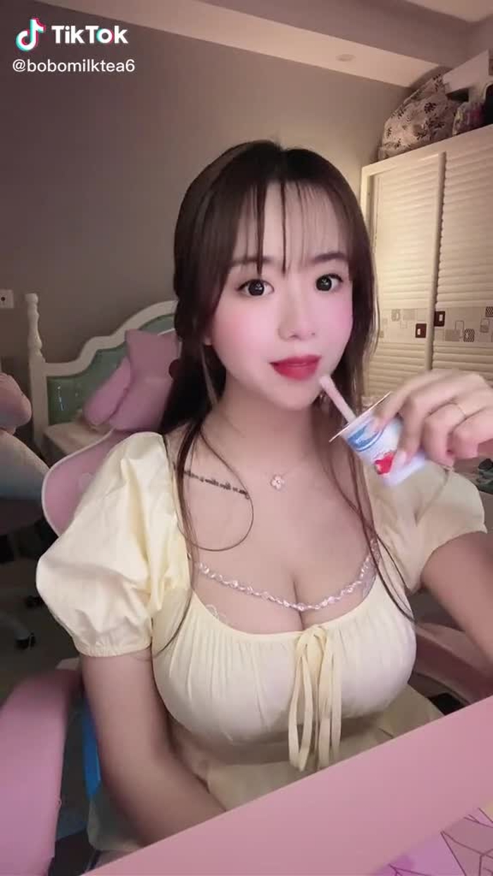 我愿为你穿上永恒白色的婚纱，你愿意娶我嘛？