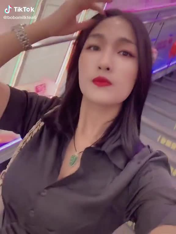 我在努力变成你喜欢的样子