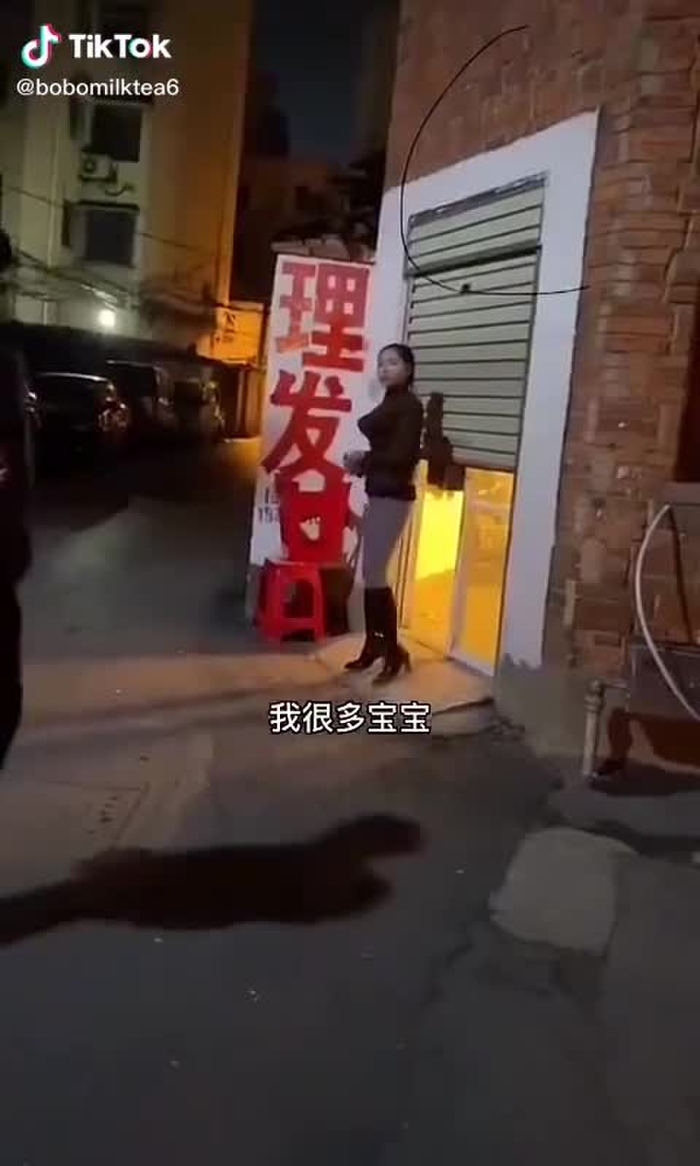 暗访深夜理发店，竟然不接受女客户。看看究竟是什么情况！
