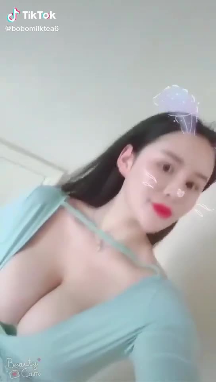 单身狗只能待在家，别人成双成对的。#单身