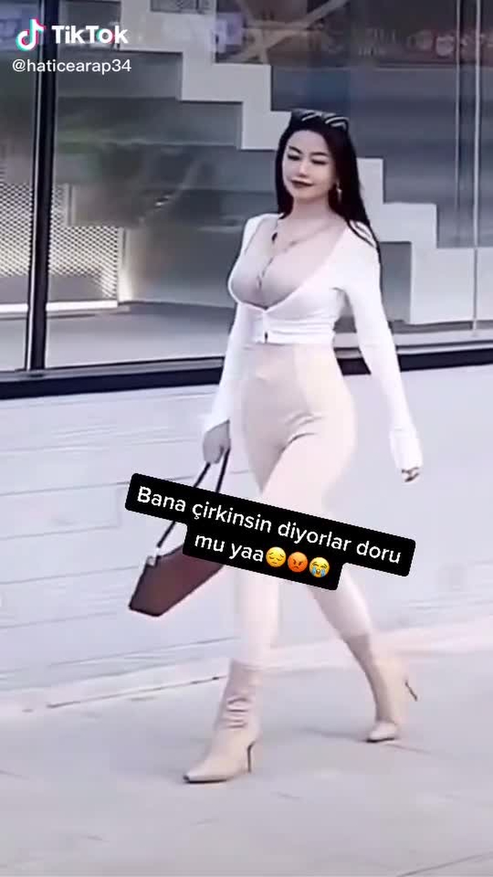 😌😡😭#keşfet #hoşgeldin #bentley #seviyorum #❤️❤️❤️❤️❤️❤️ #🌺 #🔱 #🌺🌺 #çok #benitakipet #🌹🌹🌹 #🌹🌹 #🌸🌸 #🌸 #😔😔