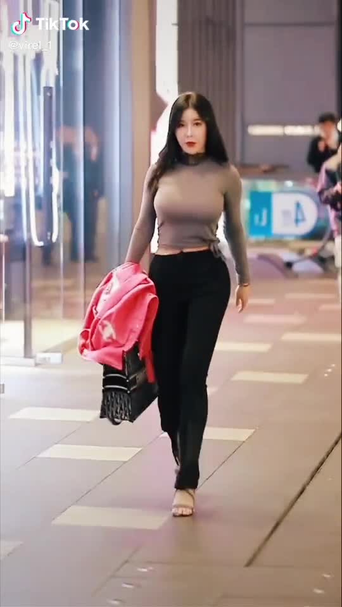 Asian beauty queen 👸 1