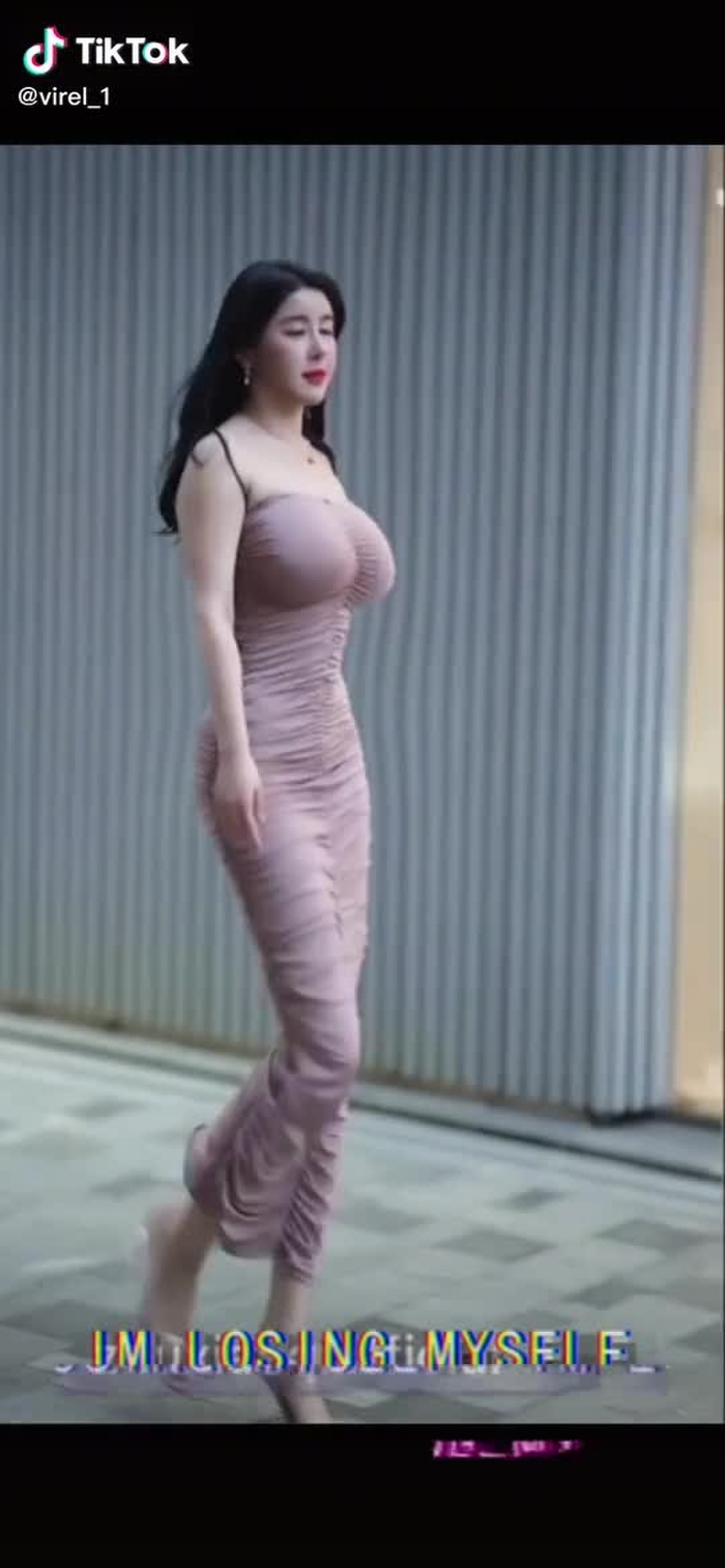 Asian beauty queen 👸 9