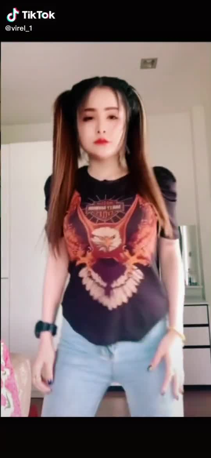 #foryoupage #viralvideo #tiktoker #fypシ #hotgirl #trending #viral