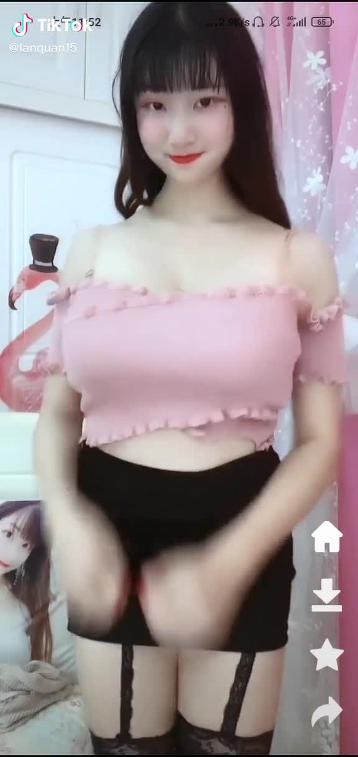 Follow comments and likes💋 12