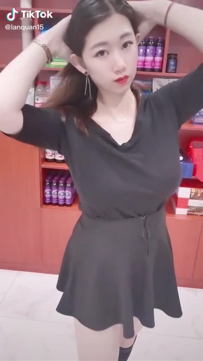Follow comments and likes💋 18
