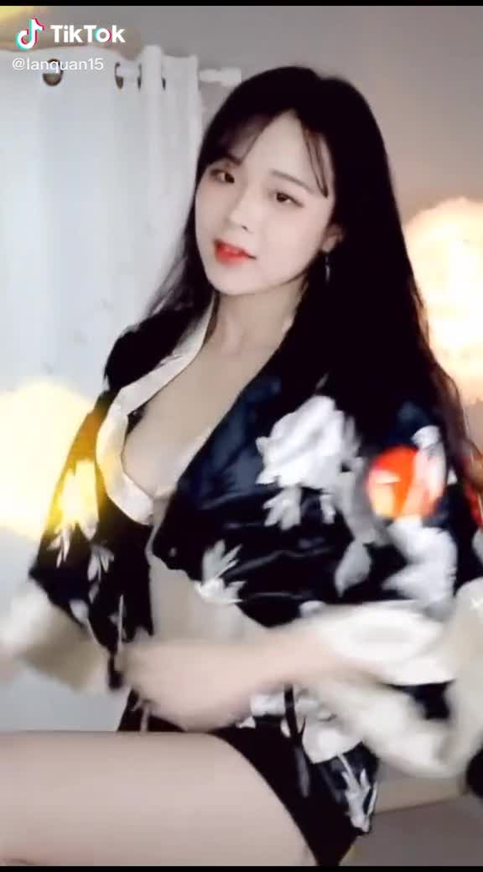 Follow comments and likes💋 19