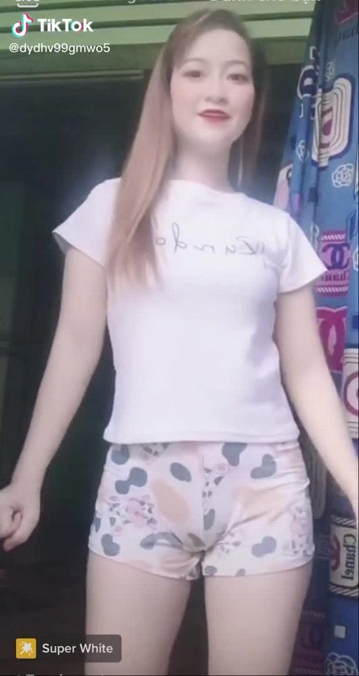 #gaixinh 4