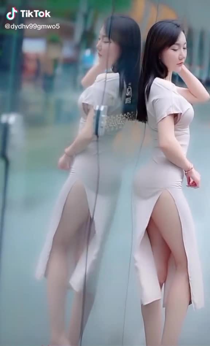 Gió thổi hơi nhẹ nhỉ 😂     #gaixinh