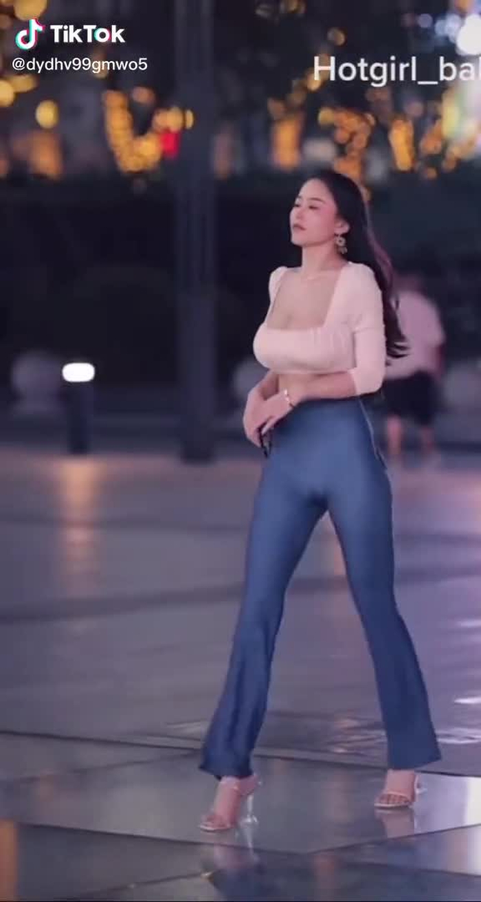 Vòng cổ của e đẹp k ạ     #gaixinh