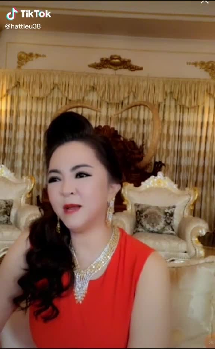 chính thức gọi tên Việt Hương #nguyễnphươnghằng #đàmvĩnhhưng #trấnthanh_hariwon #hoàilinh #việthương