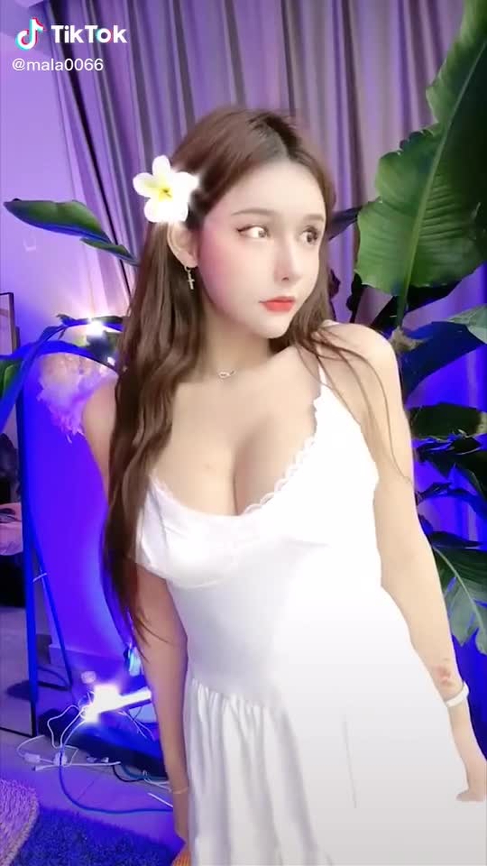 Shall I be your girlfriend?#goodshape #goddess #beauty #nice body