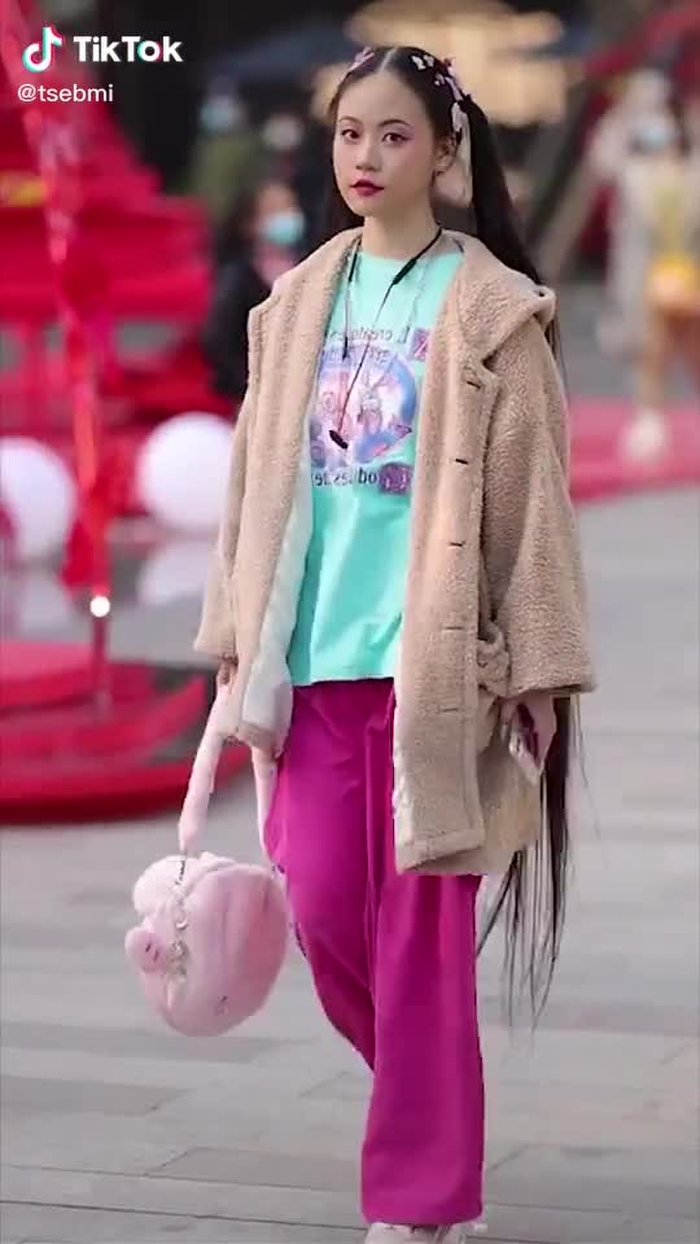 So cute 🥰 #fyp #foryou #streetshot