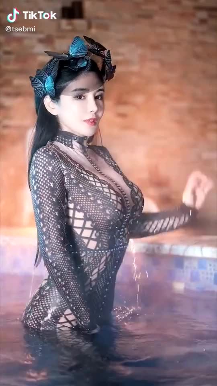 So 🥰🥰#beautiful #girl #fyp #foryou #foryoupage