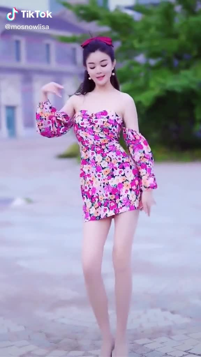 #streetfashion #dance #girl