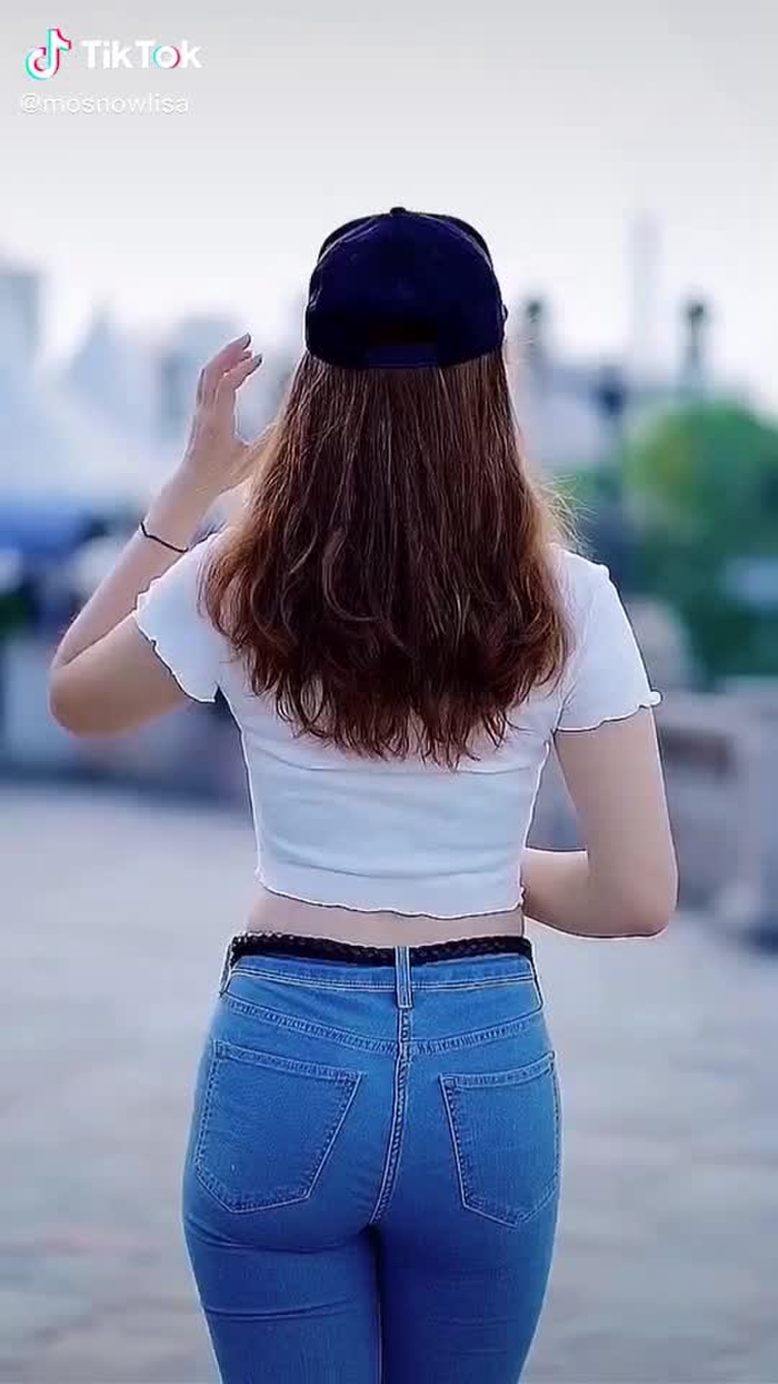 #streetfashion #girl  🙈So cute