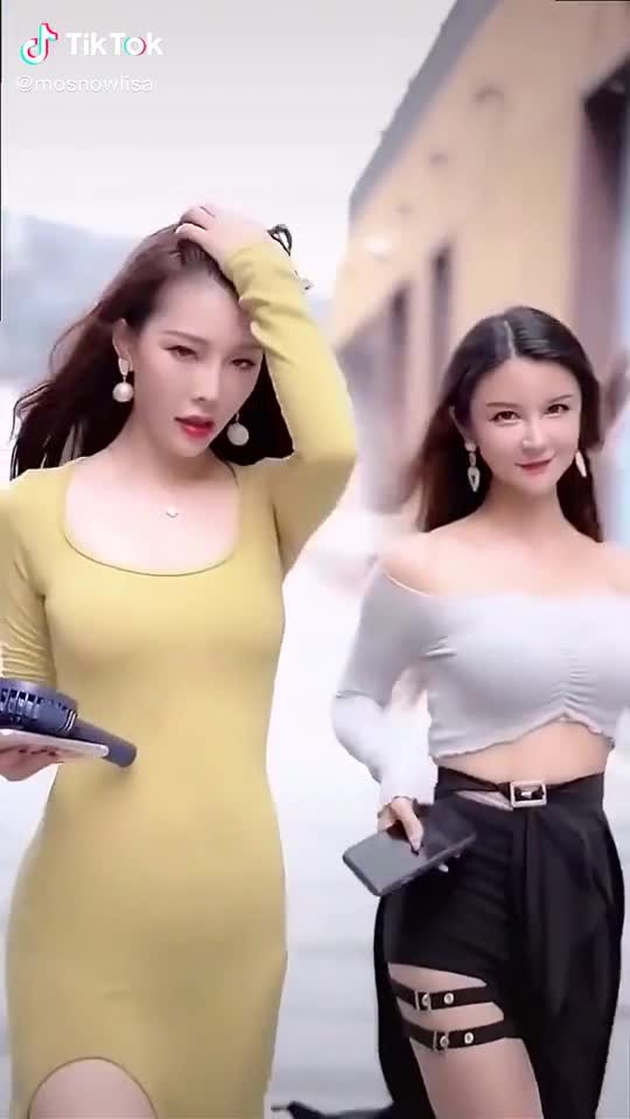 #girl #beauty #snapshot #toyou Tow beautiful ladies . Follow us