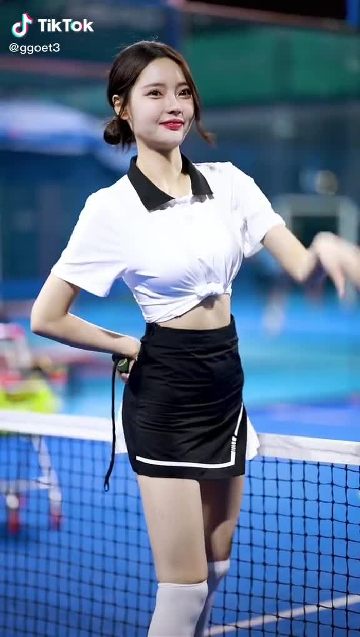 #girl #beaufitul #foryou #fyp #ShowYourGlow #fypシ #beauty #youloveit #tennis#sports