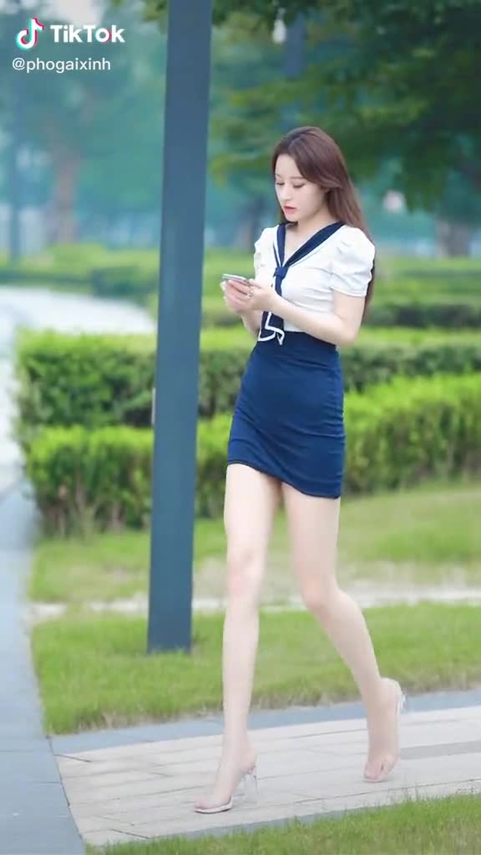 Phố Gái Xinh (@phogaixinh) trên TikTok 15