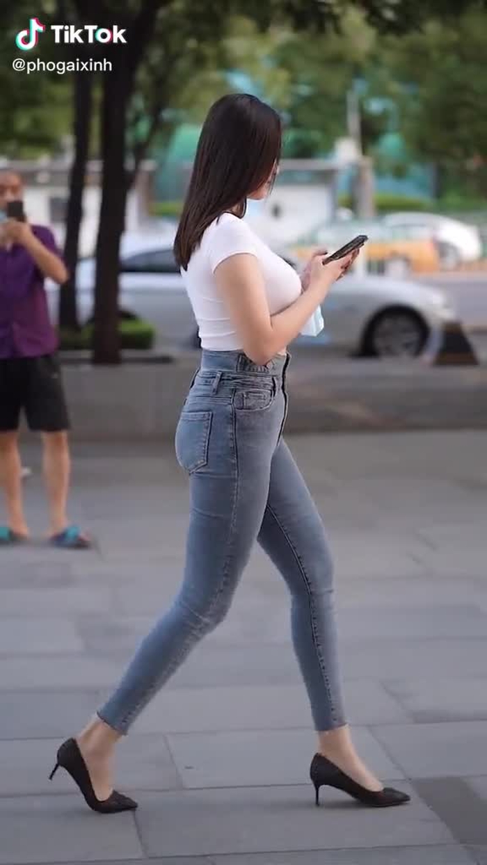 Phố Gái Xinh (@phogaixinh) trên TikTok 22