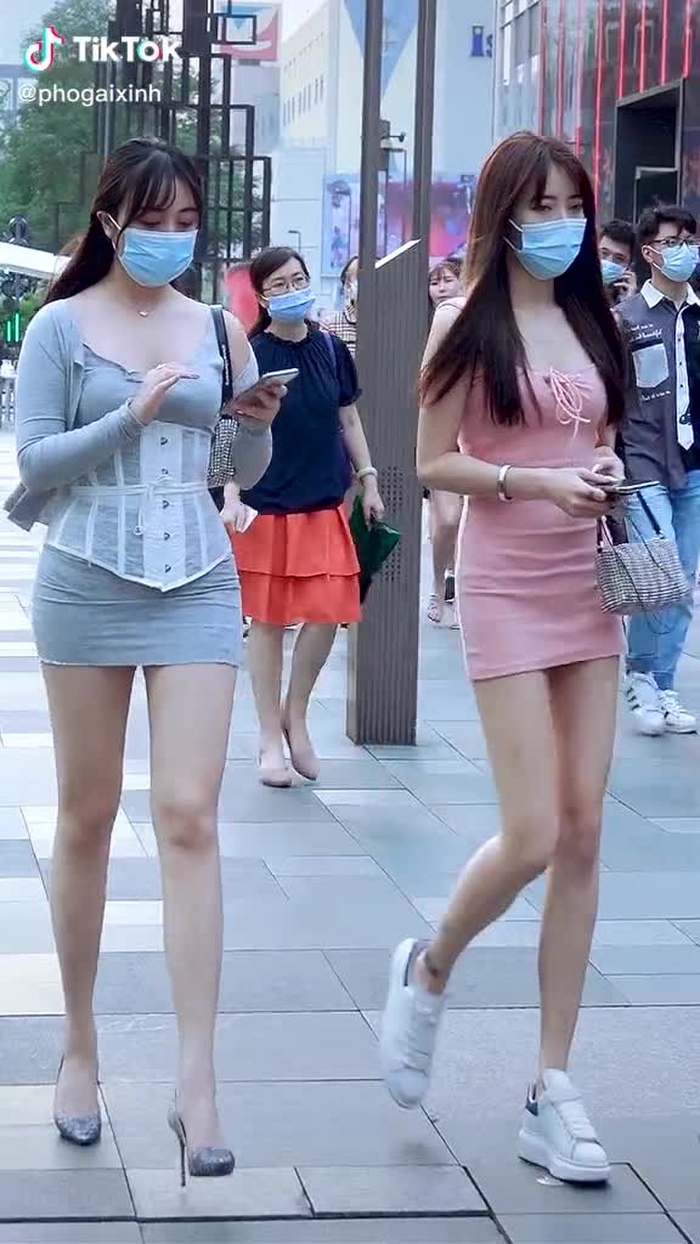 Phố Gái Xinh (@phogaixinh) trên TikTok 27