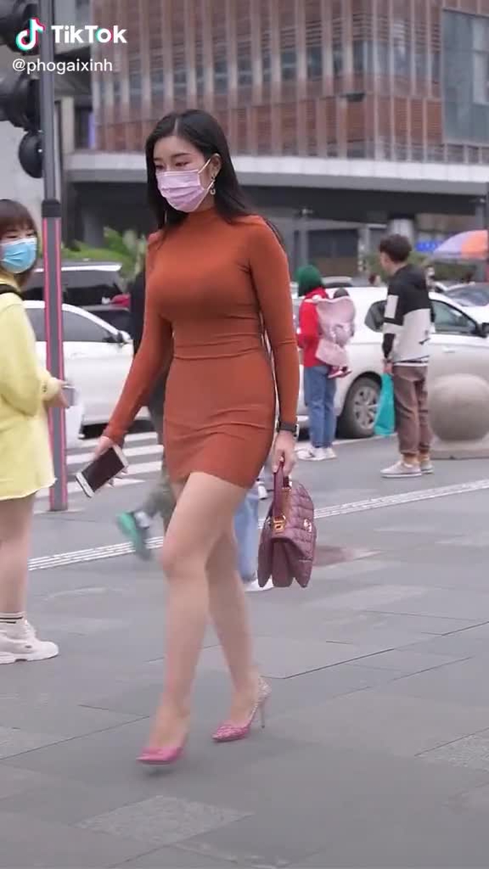 Phố Gái Xinh (@phogaixinh) trên TikTok 42