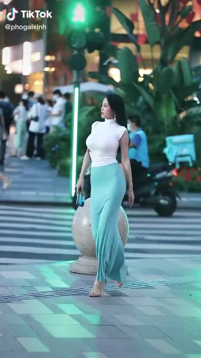 Phố Gái Xinh (@phogaixinh) trên TikTok 53
