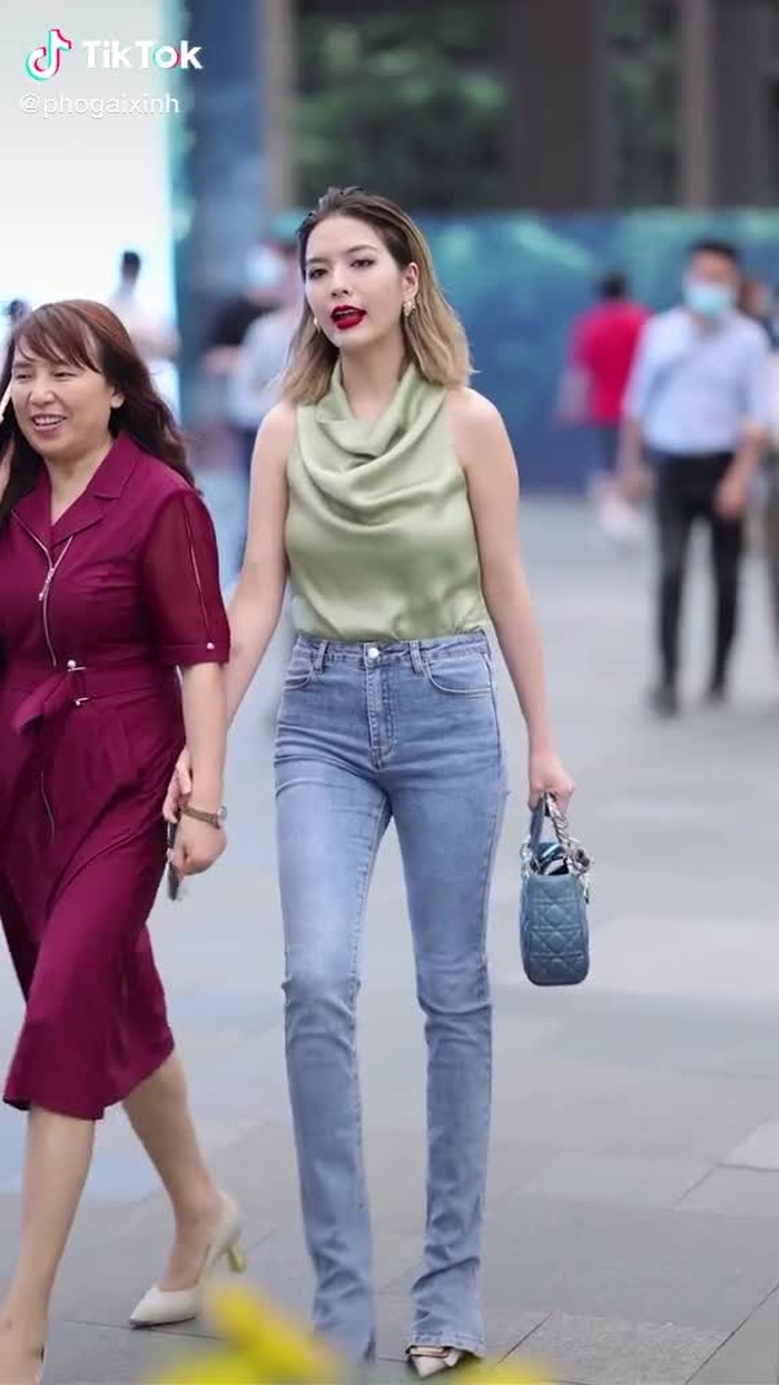 Phố Gái Xinh (@phogaixinh) trên TikTok 61
